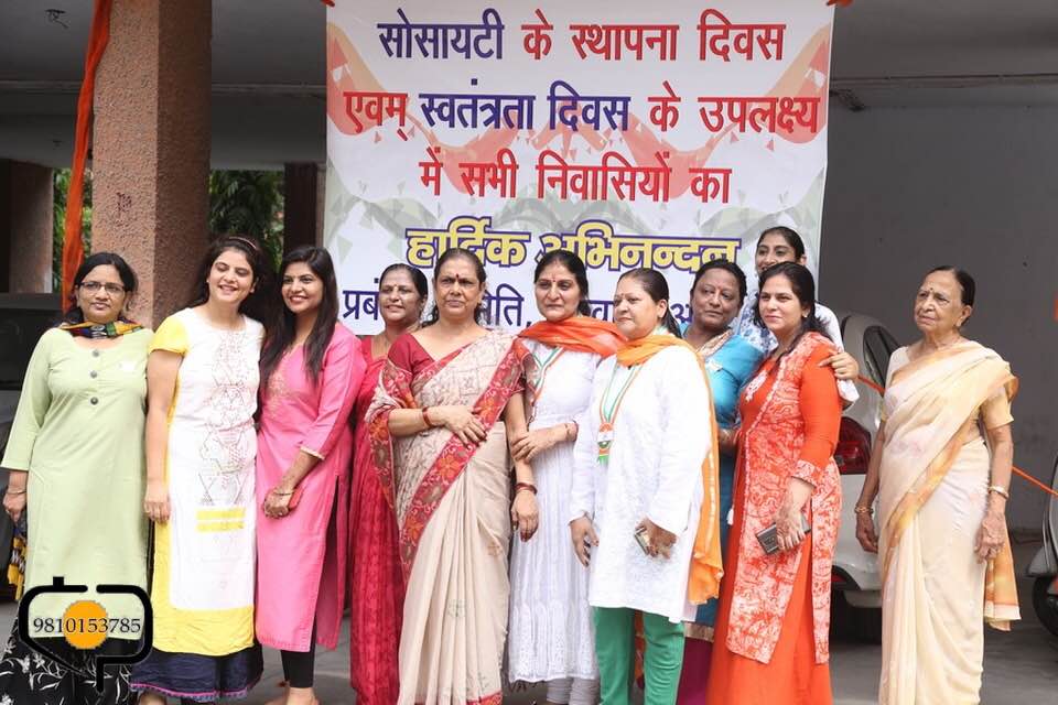 Contact Lamhe Zindagi Ke